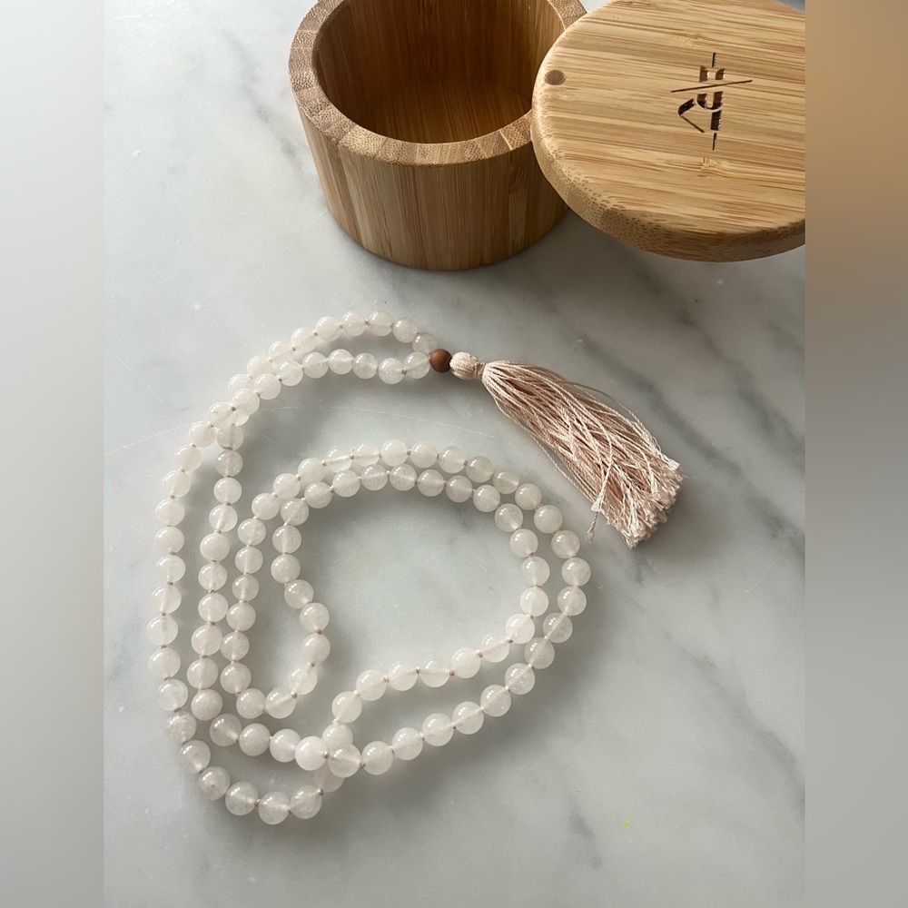 Rose quarts mala beads necklace
